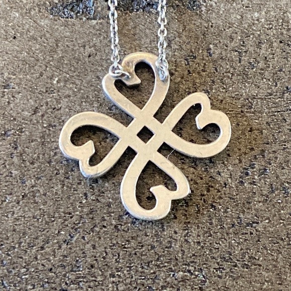 TIFFANY & CO. Paloma Picasso Loving Heart Pendant Necklace - Picture 3 of 5